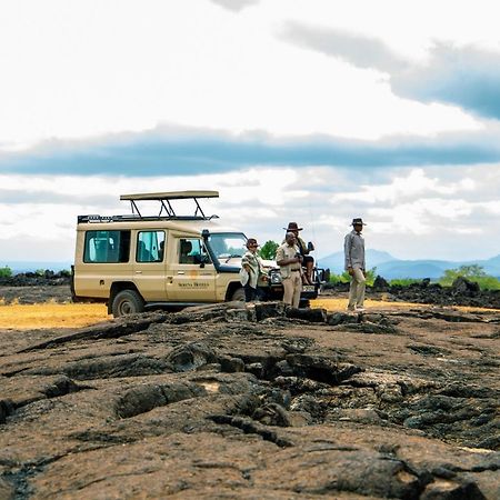 Kilaguni Serena Safari Lodge Tsavo Luaran gambar