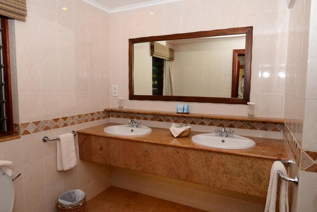 Kilaguni Serena Safari Lodge Tsavo Luaran gambar