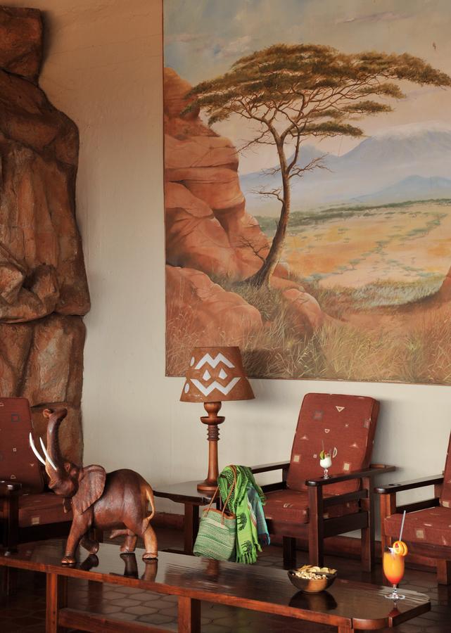 Kilaguni Serena Safari Lodge Tsavo Luaran gambar