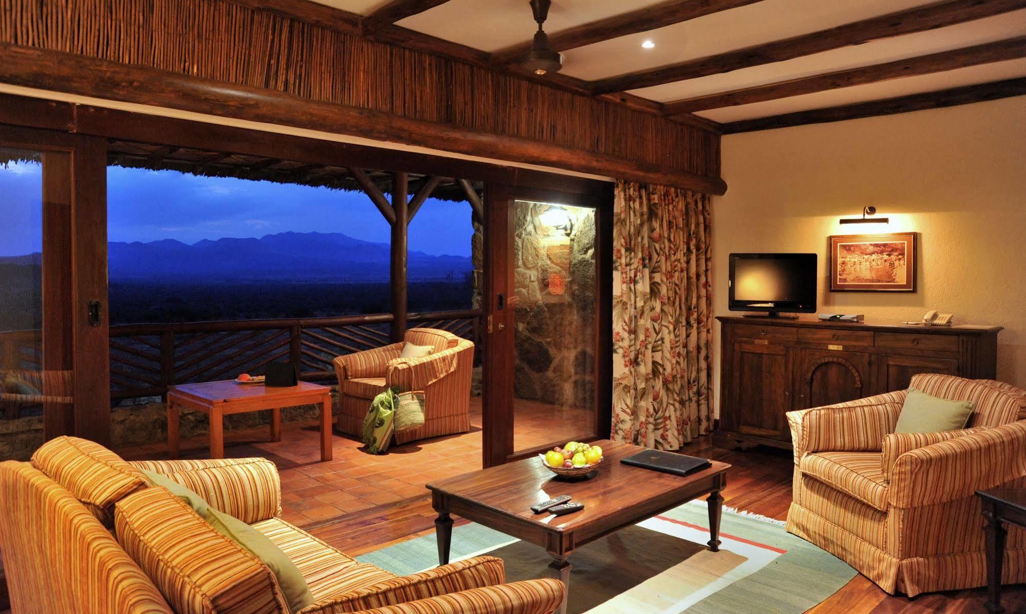 Kilaguni Serena Safari Lodge Tsavo Luaran gambar